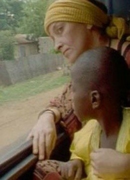 嫁到西非的德国女人封面图