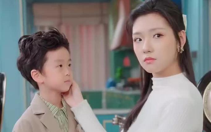 双生萌娃，妈咪她飒爆了封面图