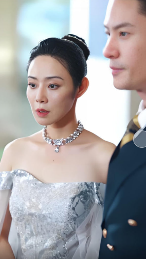 人到中年离婚吧顾总（人到中年，离婚吧顾总）封面图