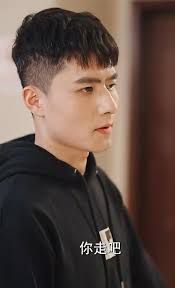 跑腿，竟是隐藏大佬封面图