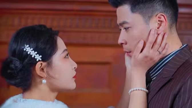 乱世佳人封面图