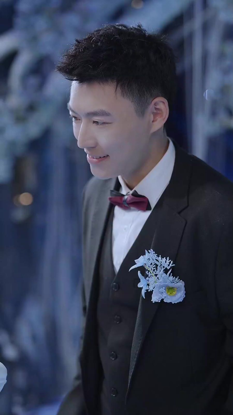 婚礼当天我换了新郎封面图