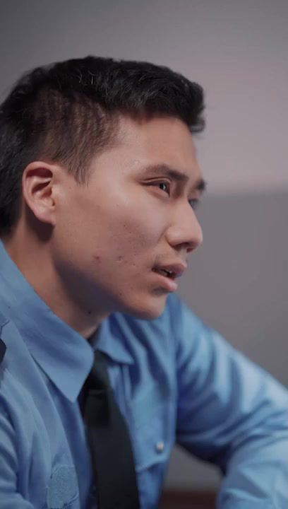 贬值十万封面图